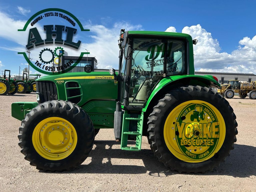 JOHN DEERE 7230