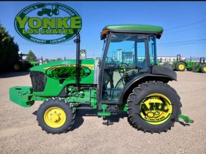 JOHN DEERE 5083EN