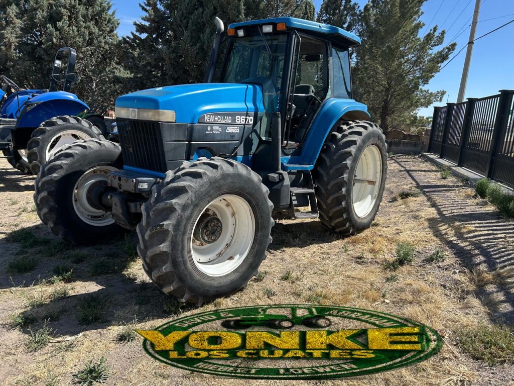 NEW HOLLAND 8670