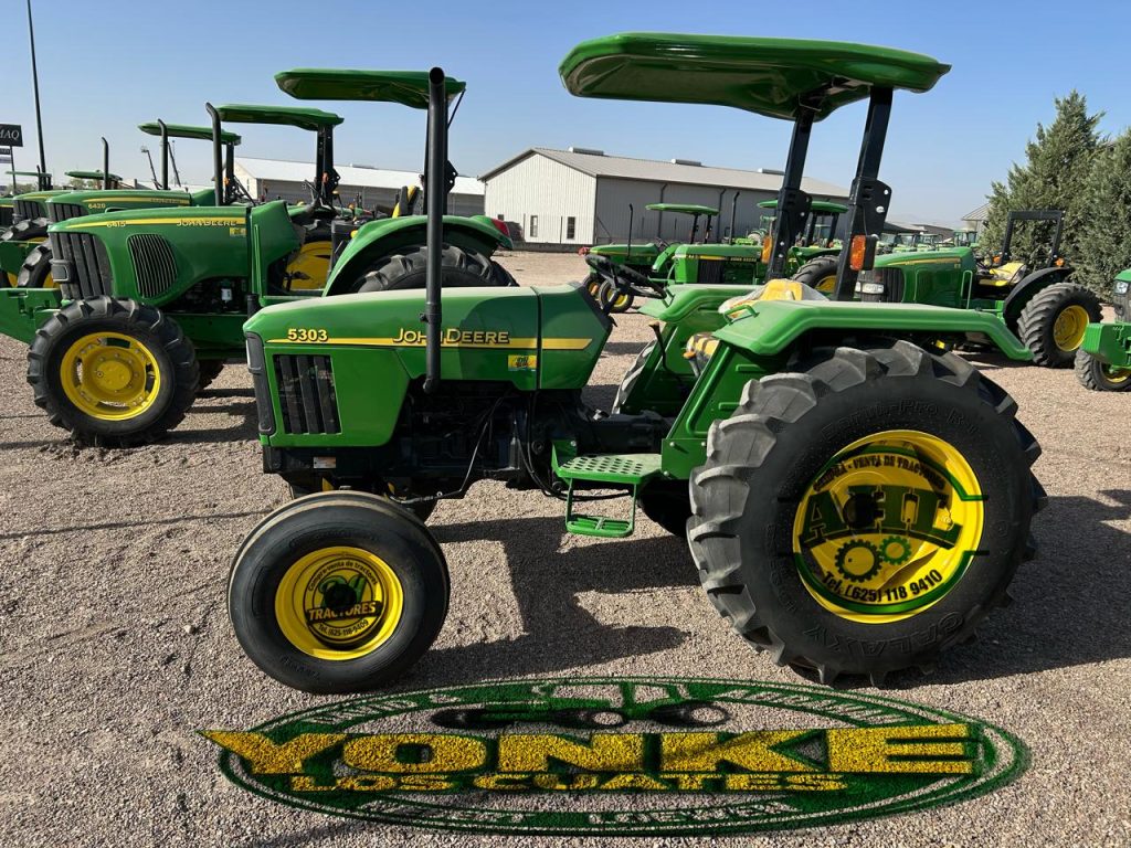 JOHN DEERE 5303