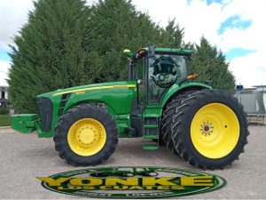 JOHN DEERE 8530