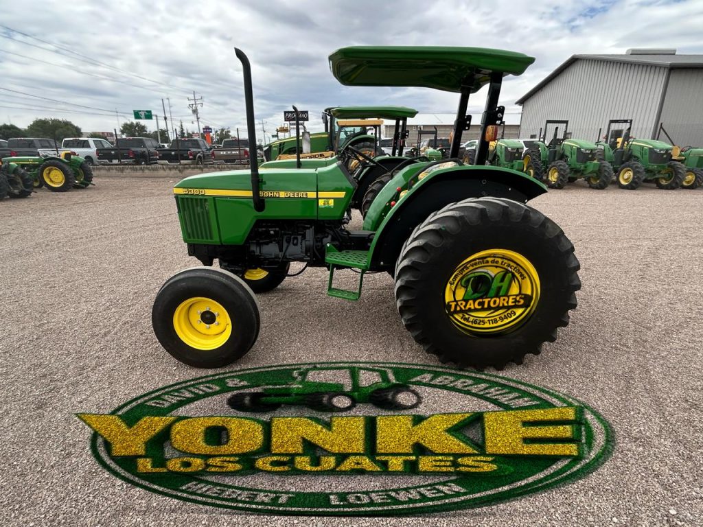 JOHN DEERE 5300