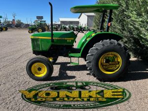 JOHN DEERE 5200